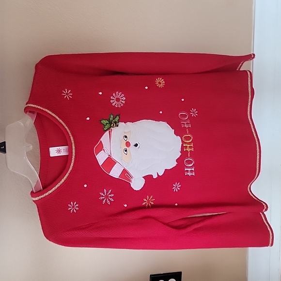 Christmas Sweater - Picture 1 of 5